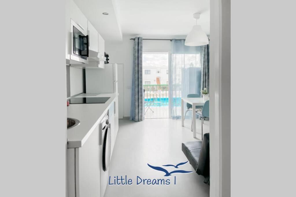 B-Rent San Valentin Little Dreams Sea View Apartment คอร์ราเลโฮ ภายนอก รูปภาพ