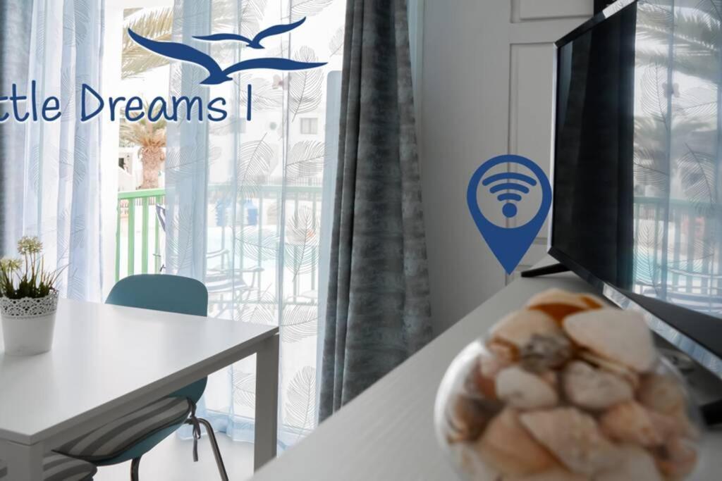 B-Rent San Valentin Little Dreams Sea View Apartment คอร์ราเลโฮ ภายนอก รูปภาพ