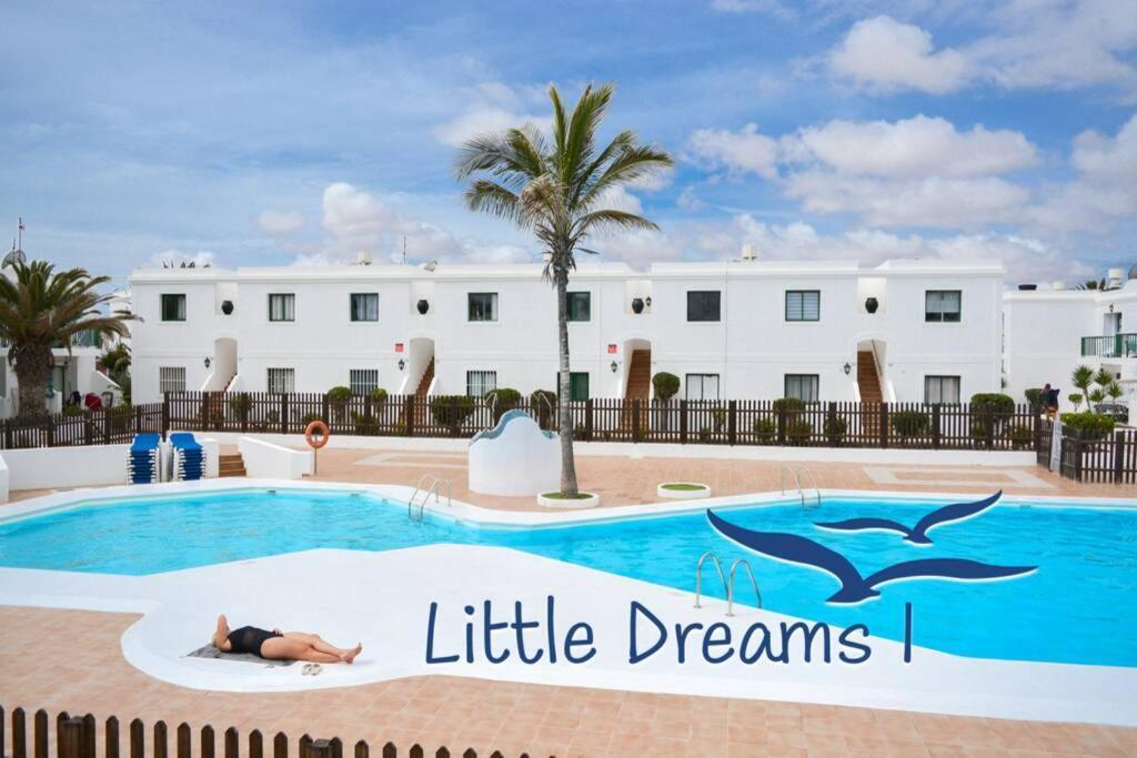 B-Rent San Valentin Little Dreams Sea View Apartment คอร์ราเลโฮ ภายนอก รูปภาพ