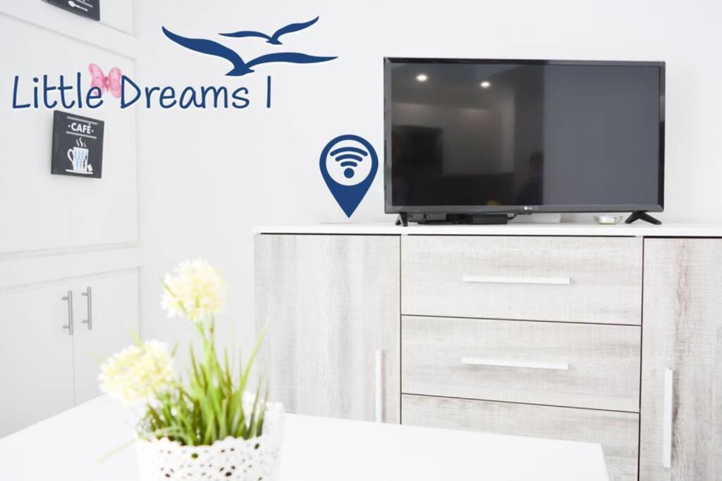 B-Rent San Valentin Little Dreams Sea View Apartment คอร์ราเลโฮ ภายนอก รูปภาพ